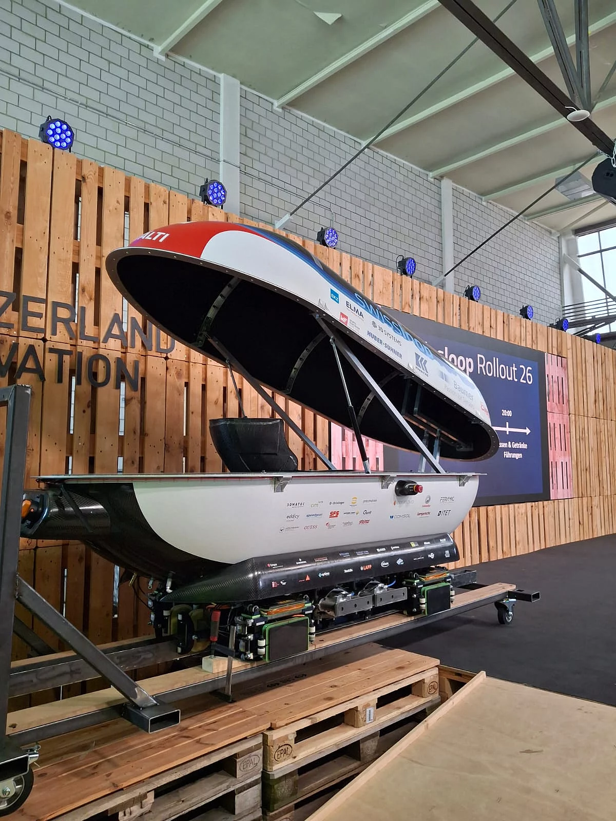 Swissloop präsentiert den neuen Hyperloop-Pod und wir sind dabei!