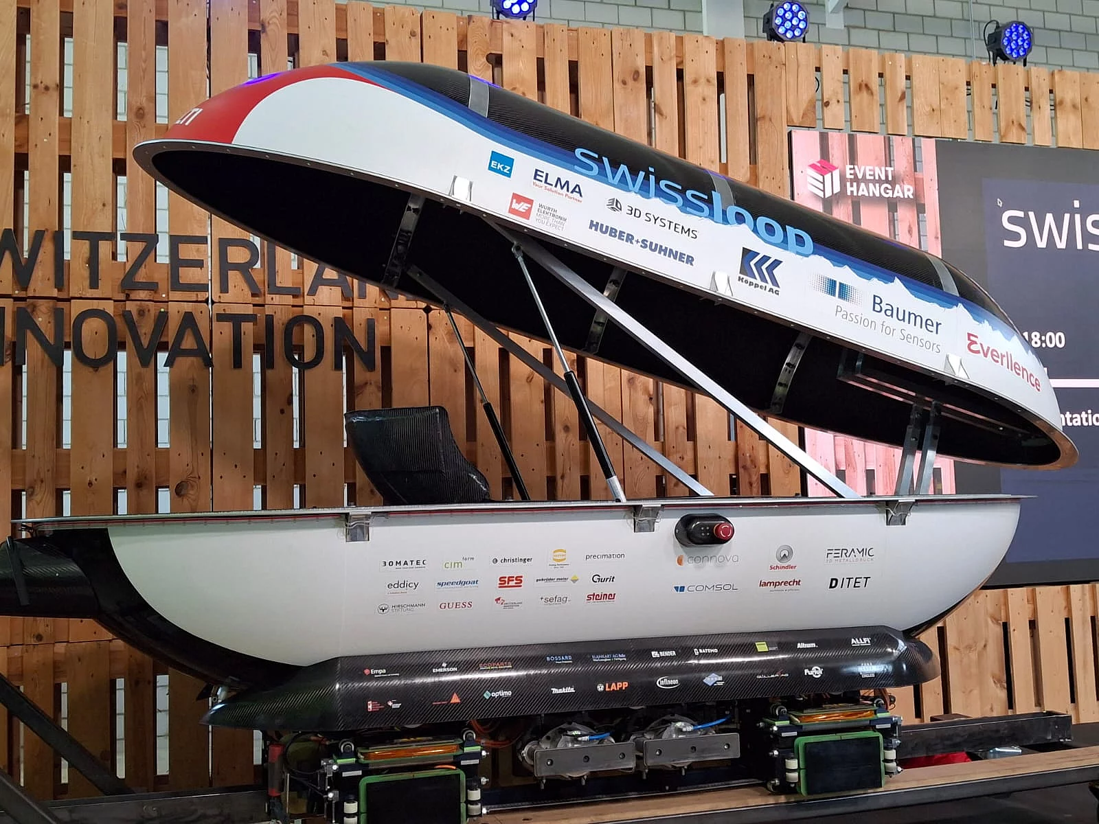 Swissloop präsentiert den neuen Hyperloop-Pod und wir sind dabei!