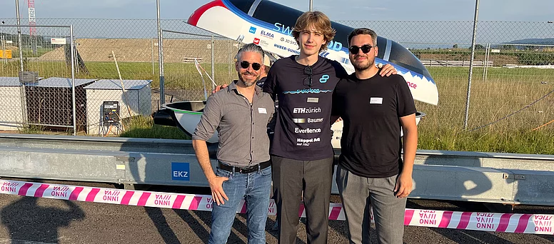 Swissloop präsentiert den neuen Hyperloop-Pod und wir sind dabei! Swissloop präsentiert den neuen Hyperloop-Pod und wir sind dabei!